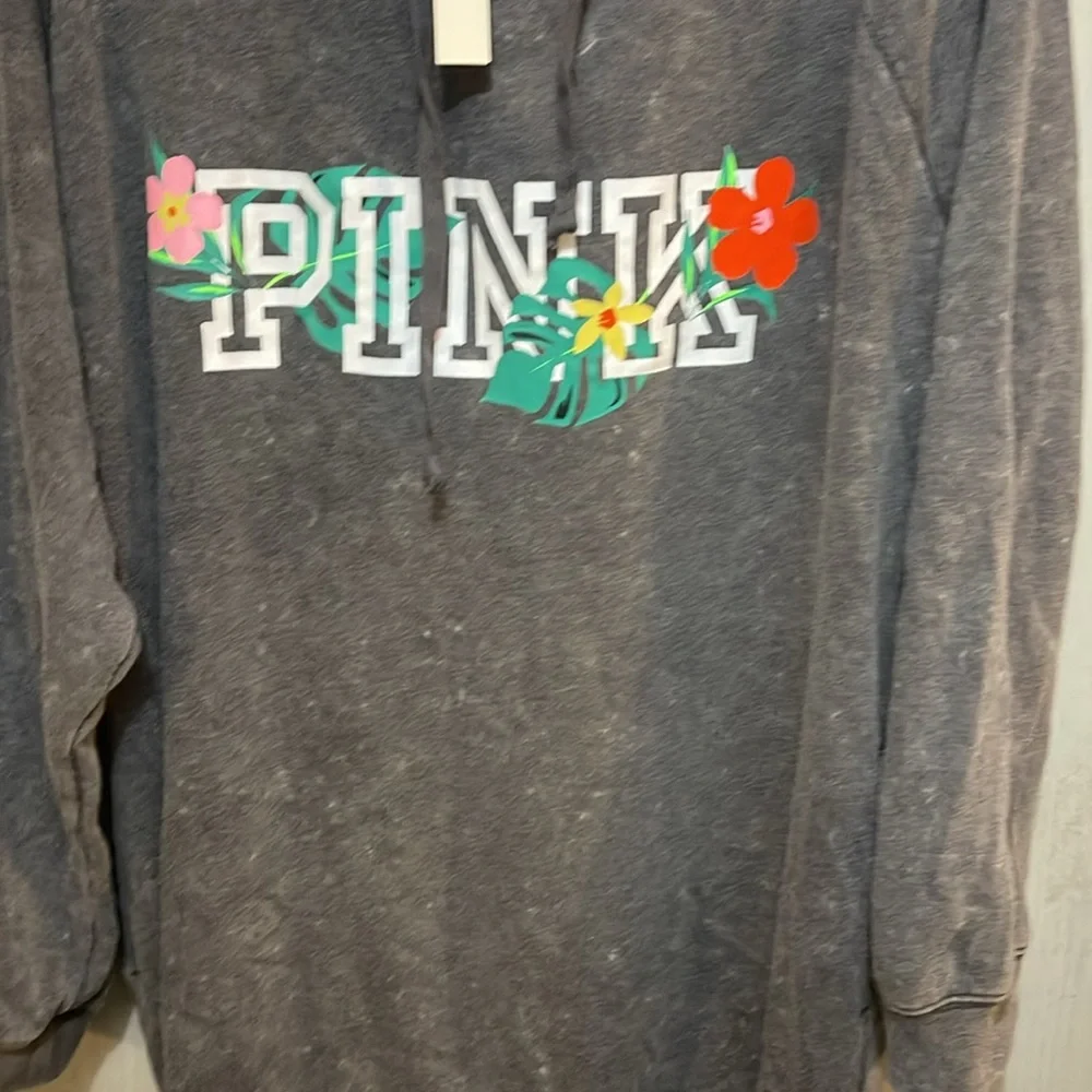 Pink - Picture 3 of 3